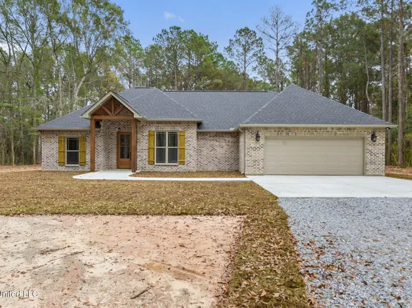 5360 Hoda Rd, Kiln, MS 39556