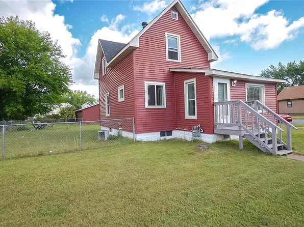 1704 Bartlett Avenue, Altoona, WI 54720
