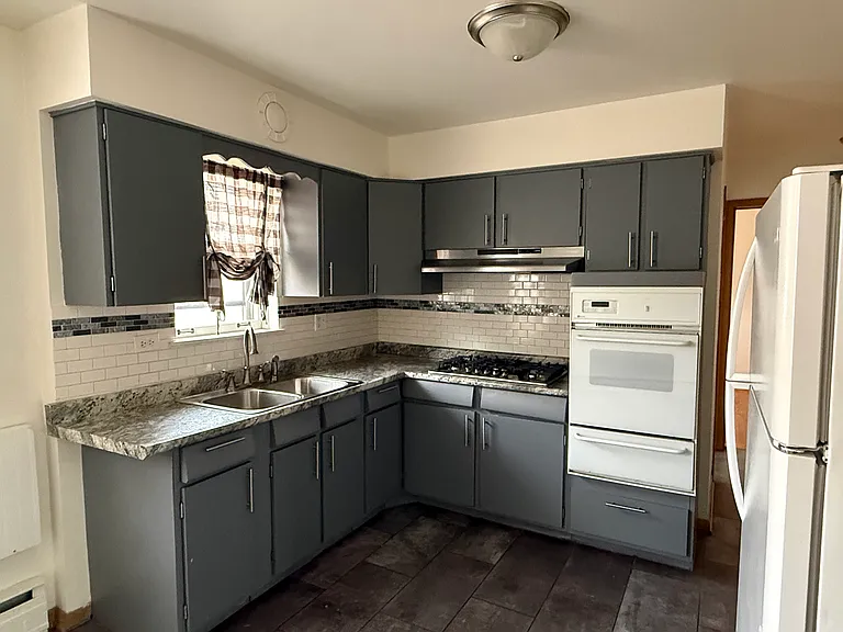 6134 W Montrose Ave #2N — Photo 4