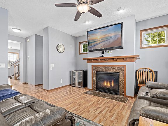 3rd image of 1802 Colonial Ln Unit 1