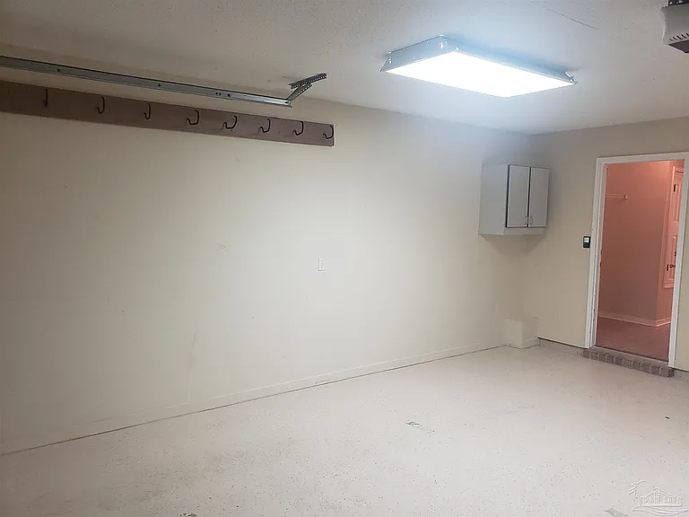 3469 Willow Ln — Photo 14