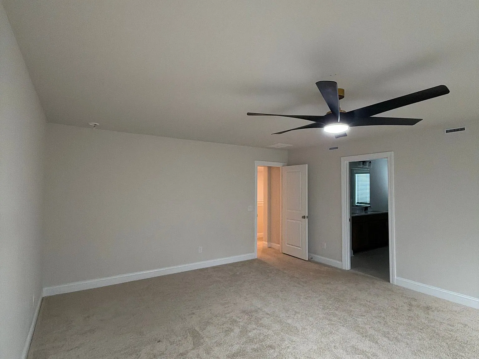 Spacious 3BR, 2.5BA Single Family Home for Rent in Summerville, SC - $2500/mo — Photo 4