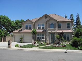 7462 N Gilroy Ave, Fresno, CA
