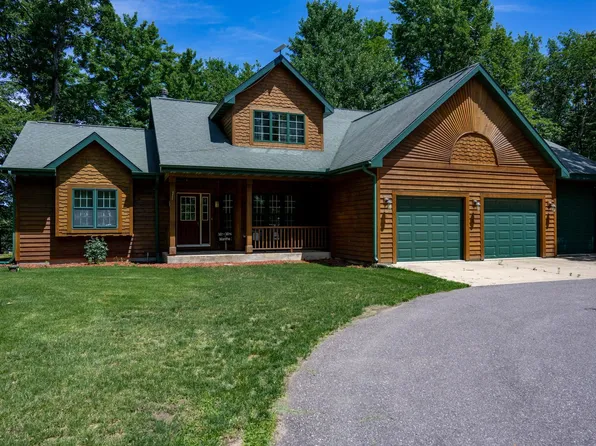 W8658 Mullen Rd, Elroy, WI 53929