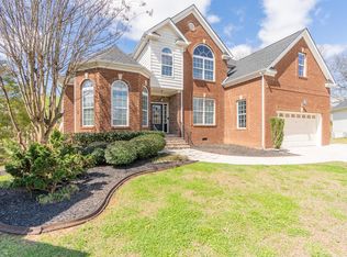 8326 Chipwood Ct, Ooltewah, TN 37363