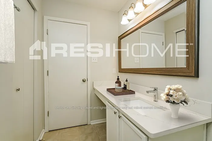 1726 Blue Grass Pkwy — Photo 9