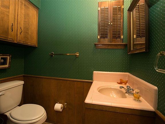 5th image of 4617 Heatherbrook Dr