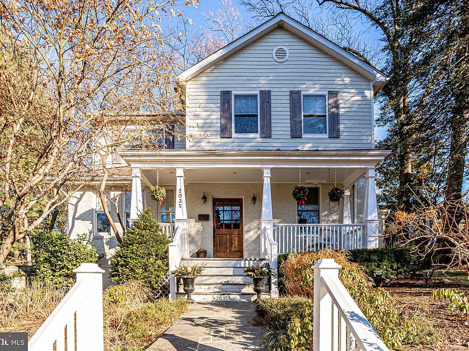 1st image of 2035 N Kenmore St