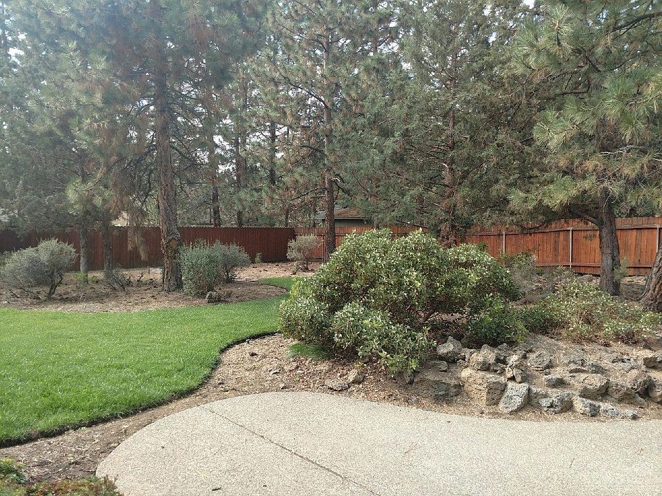 2nd image of 19945 Porcupine Dr