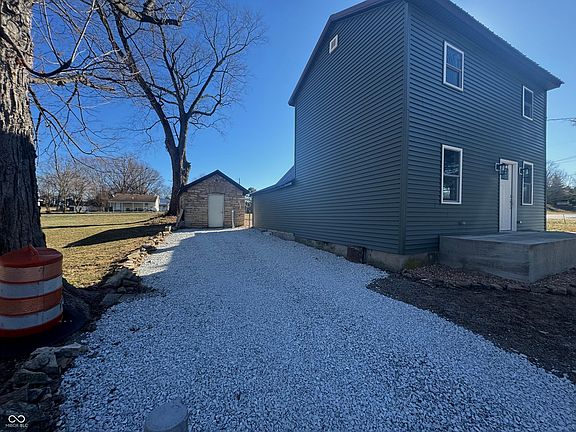 3rd image of 9278 S Geneva Rd