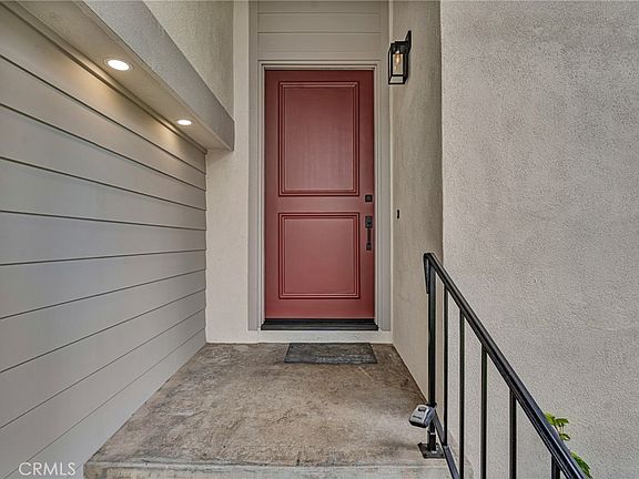 3rd image of 2706 Sheridan Rd