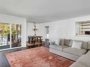 5845 Doverwood Dr UNIT 302, Culver City, CA 90230