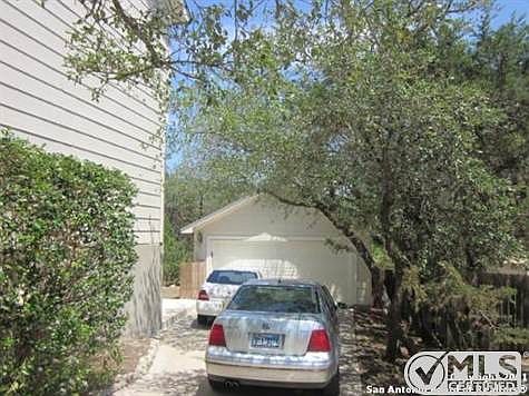 2nd image of 7511 Acorn Bend Dr