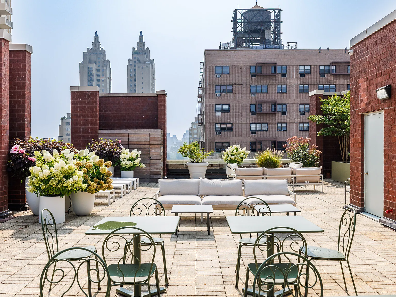 600 Columbus Avenue — Photo 4
