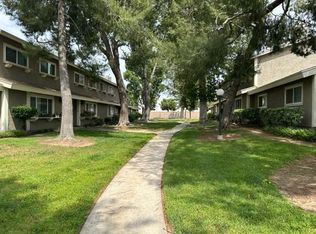 2061 W Redlands Blvd APT 2B, Redlands, CA 92373