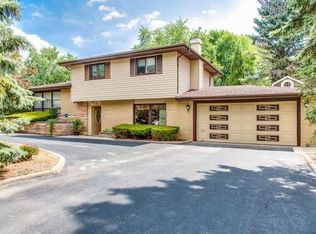 6N375 Fairway Ln, Itasca, IL 60143