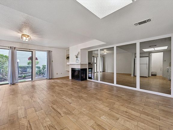 5th image of 14777 Wunderlich Dr APT 809