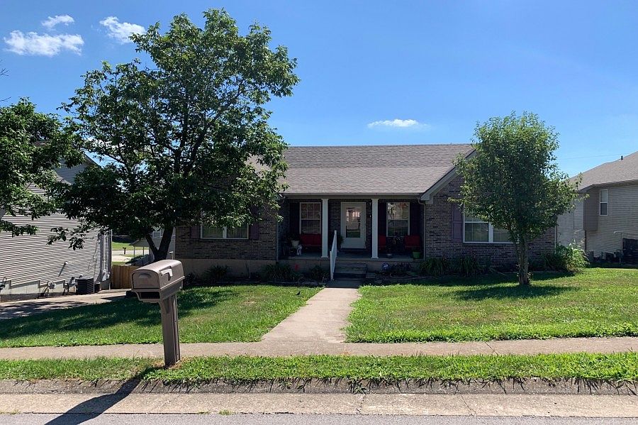 1st image of 117 Fox Tail Ln