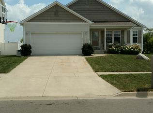 1140 Jackson Dr, Owosso, MI 48867