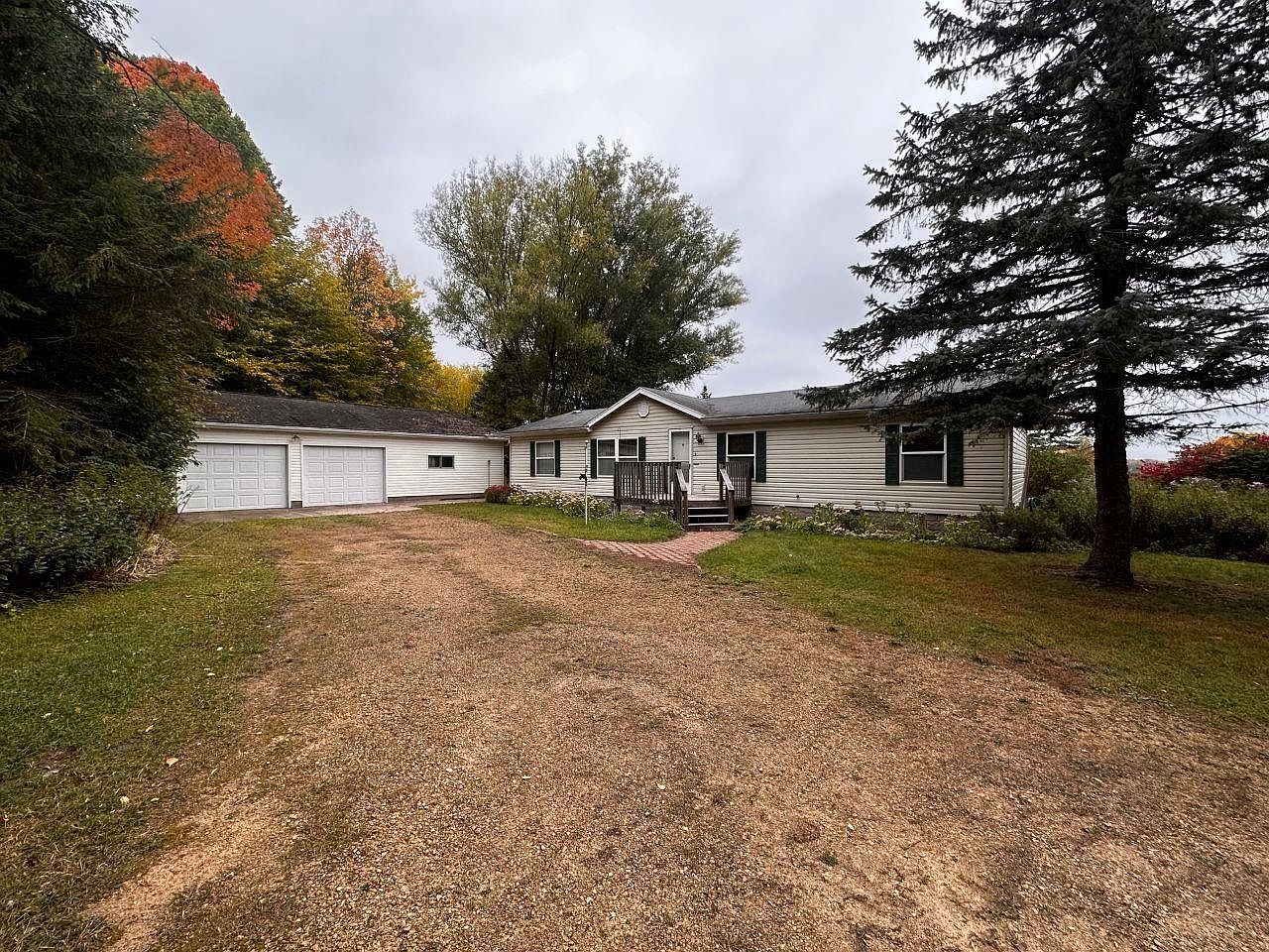 W12628 Leopolis Rd, Leopolis, WI 54948 Zillow