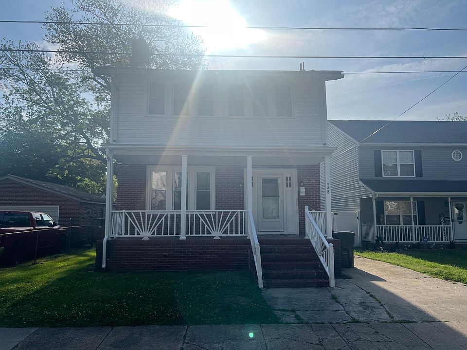1st image of 918 Kenton Ave