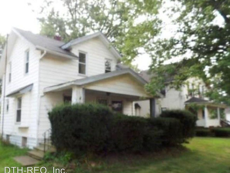 1st image of 158 Dickey Ave NW