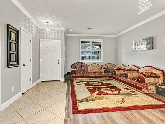 3rd image of 2809 Bertolani Cir