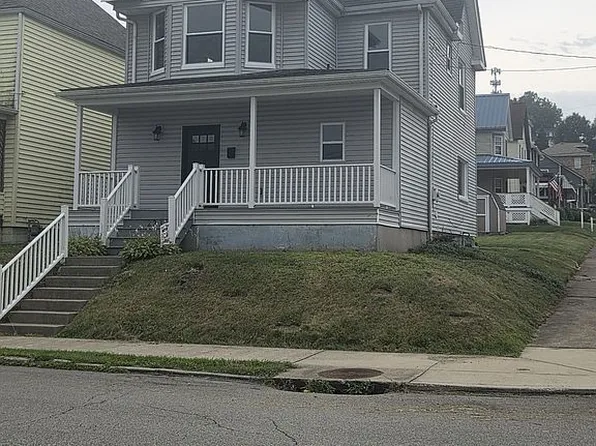 223 Franklin Ave, Ellwood City, PA 16117