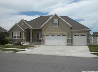 13737 S Admiral Dr, Riverton, UT 84096