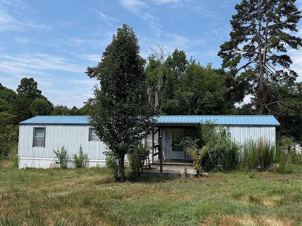 1st image of 141 Goodman Rd