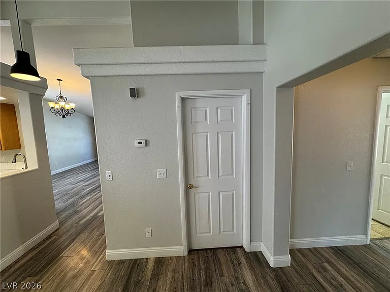 10034 Chinook Gale Ct — Photo 16