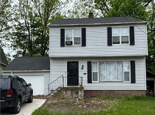2110 Alton Rd, East Cleveland, OH 44112