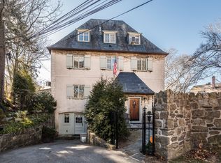 2 Normandy Rd, Bronxville, NY 10708