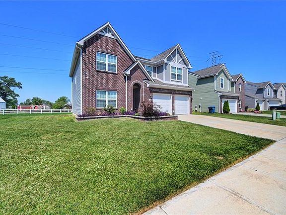 2nd image of 4044 Viva Ln