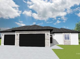 298 Diamond Ridge Dr, Spring Creek, NV 89815