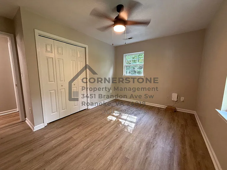 1662 McCauley Ave — Photo 12