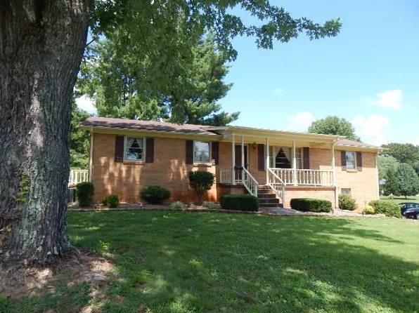 105 Grundy St, McMinnville, TN 37110