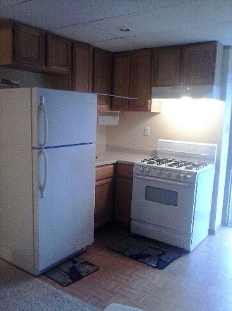 2nd image of 318 Webster Blvd