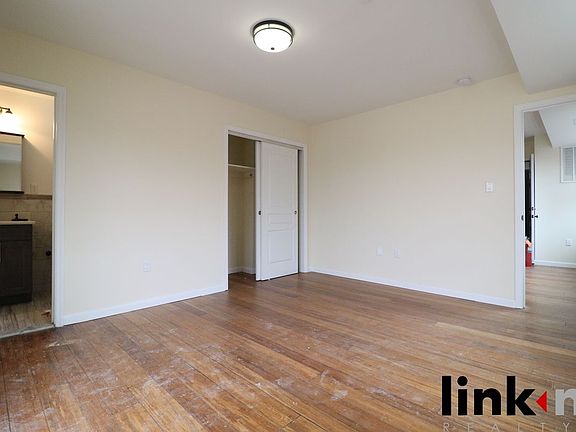 4th image of 1760 Gleason Ave #3L