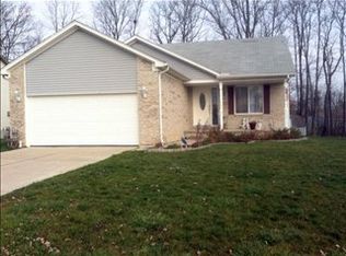 5483 Pear Tree Dr, Burton, MI 48519