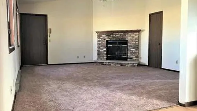 2 bed, 900 sqft, $1,695 — Photo 4