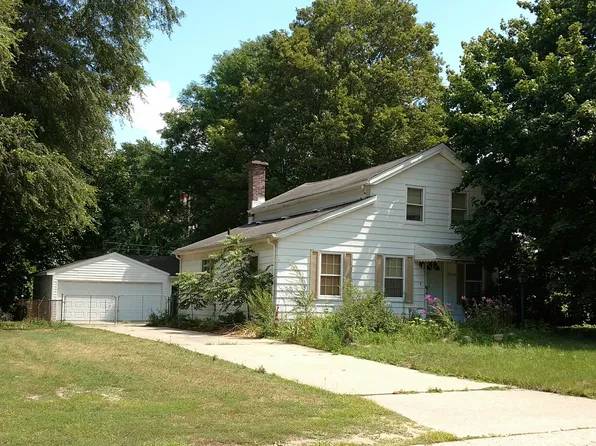 21024 Ontaga Ave, Farmington Hills, MI 48336