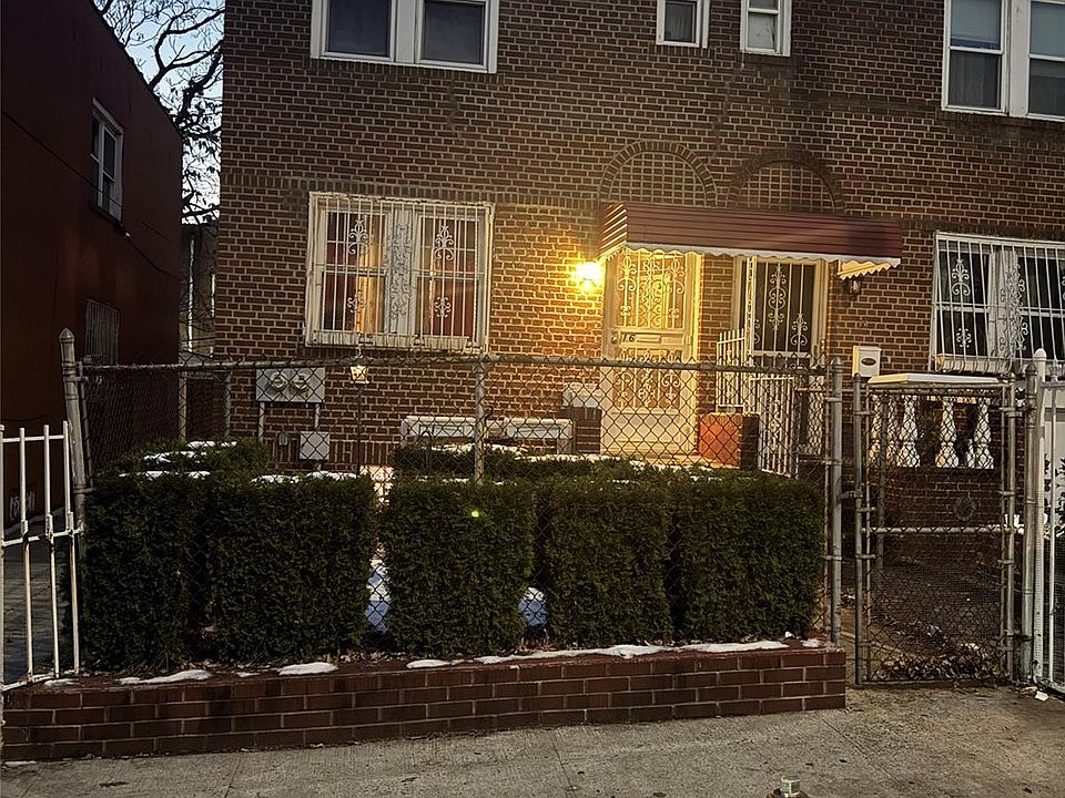 1st image of 16 Lamont Court