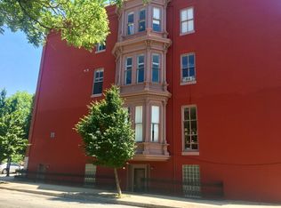For Rent: Spacious Urban Living at 1322-1324 Eutaw Pl Your Ideal City Dwelling!, Baltimore, MD 21217