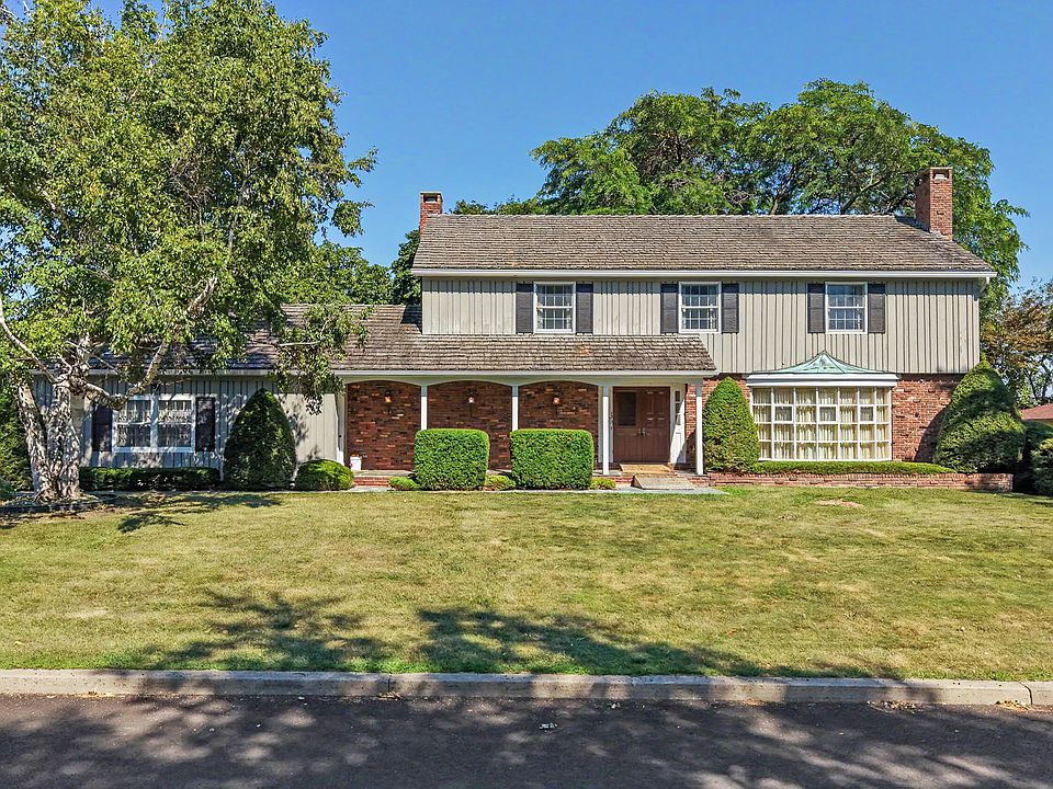 1st image of 12 Lexington Ave