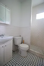 Rented by Next Door Realty NYC