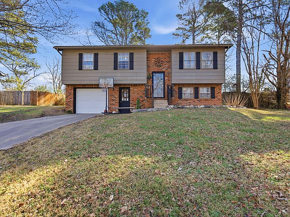 2nd image of 3745 Forest Ln SE