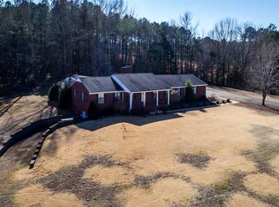 1933 Bible Hill Rd, Parsons, TN 38363