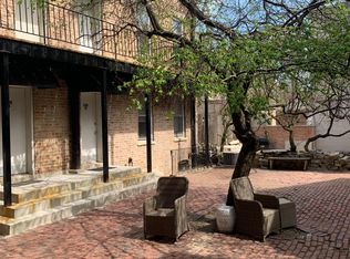 1446 W Polk St #2R, Chicago, IL 60607