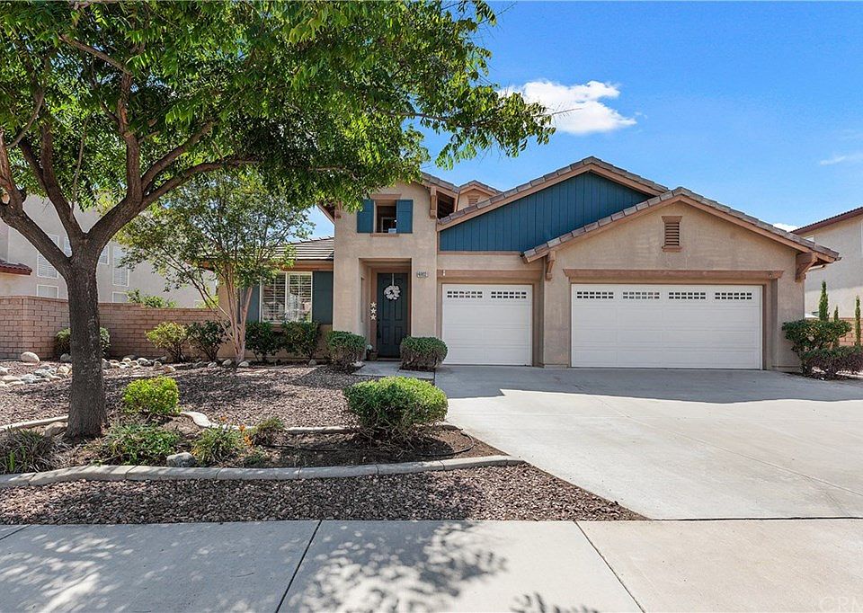 1st image of 40932 Arron Ct